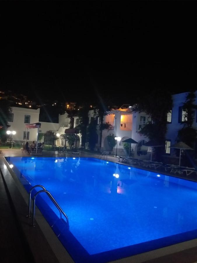 Paradise Apart Hotel Bitez Zewnętrze zdjęcie