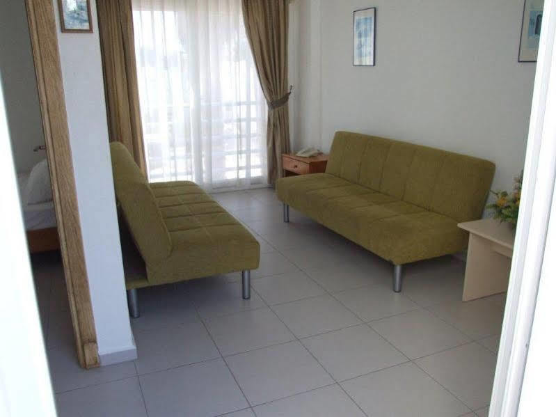 Paradise Apart Hotel Bitez Zewnętrze zdjęcie