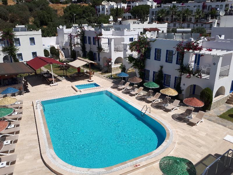 Paradise Apart Hotel Bitez Zewnętrze zdjęcie