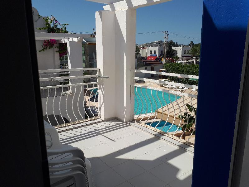Paradise Apart Hotel Bitez Zewnętrze zdjęcie